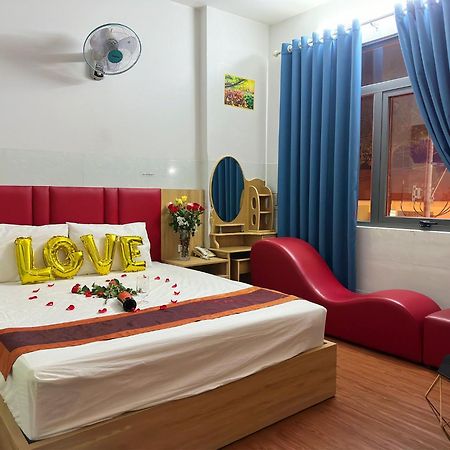 Khach San Nguyen Trung Hotel โฮจิมินห์ซิตี้ ภายนอก รูปภาพ