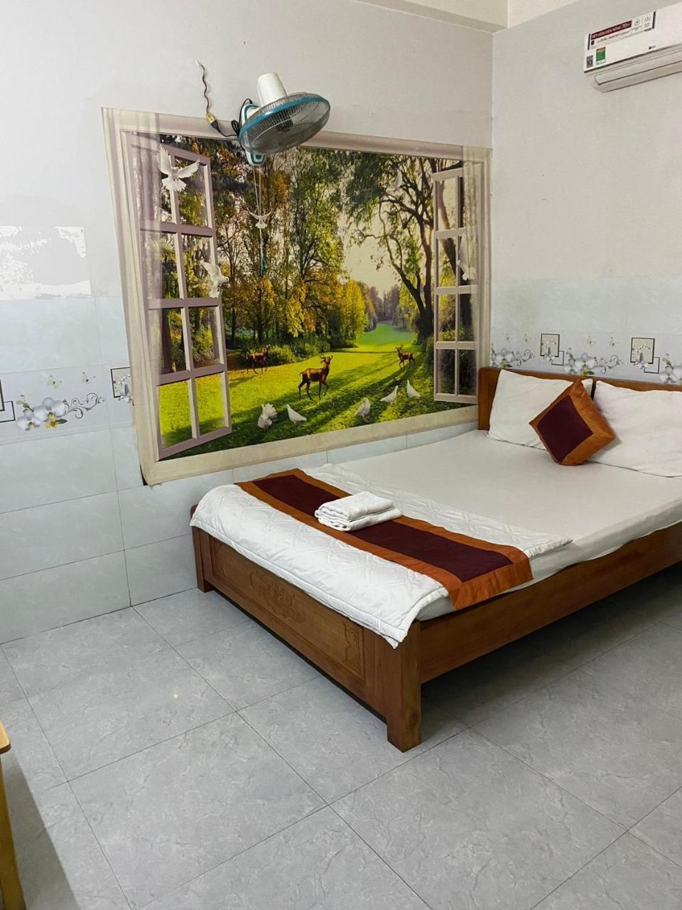 Khach San Nguyen Trung Hotel โฮจิมินห์ซิตี้ ภายนอก รูปภาพ