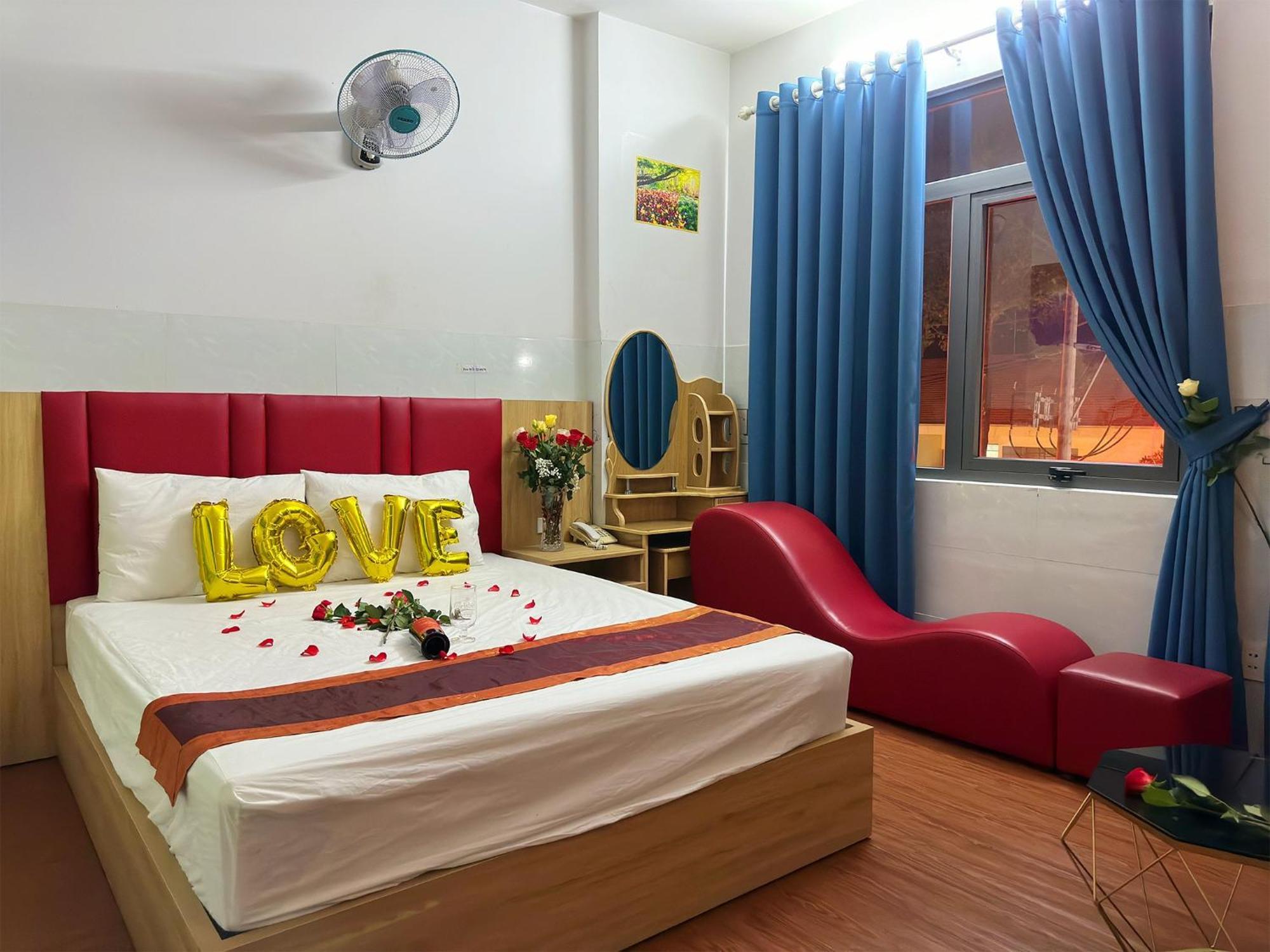 Khach San Nguyen Trung Hotel โฮจิมินห์ซิตี้ ภายนอก รูปภาพ