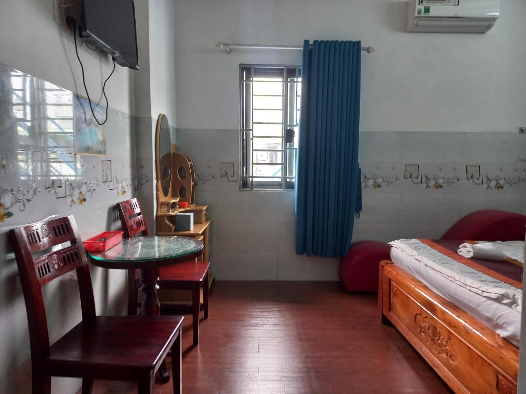 Khach San Nguyen Trung Hotel โฮจิมินห์ซิตี้ ภายนอก รูปภาพ